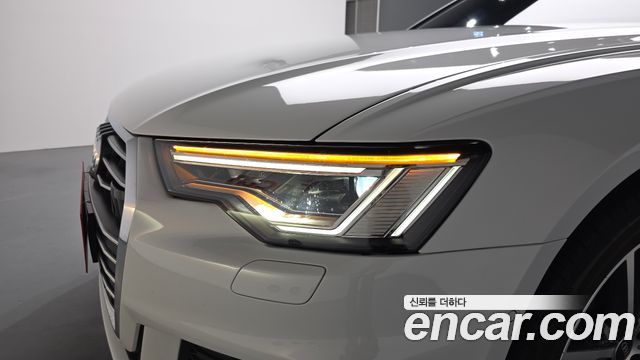 Audi A6 2022 — photo 8