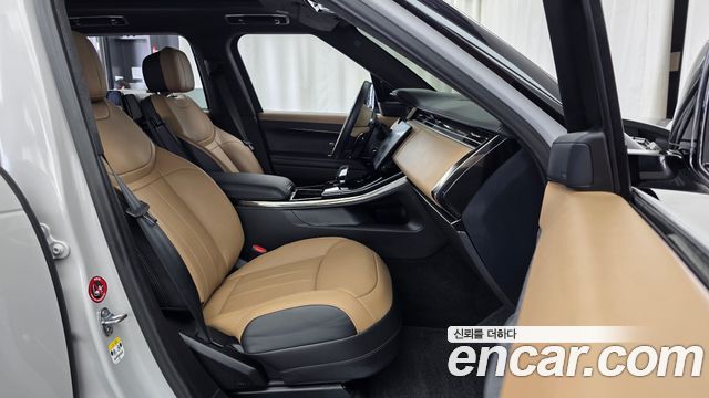 Land Rover Range Rover Sport 2024 — photo 17