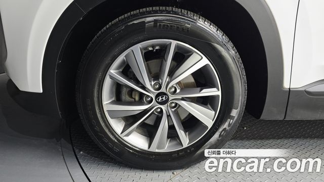 Hyundai Santafe 2019 — photo 5