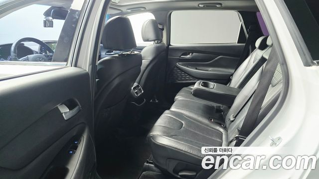 Hyundai Santafe 2019 — photo 17