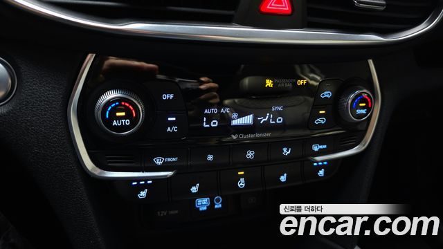 Hyundai Santafe 2019 — photo 23