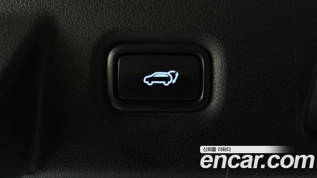 Hyundai Santafe 2019 — photo 24