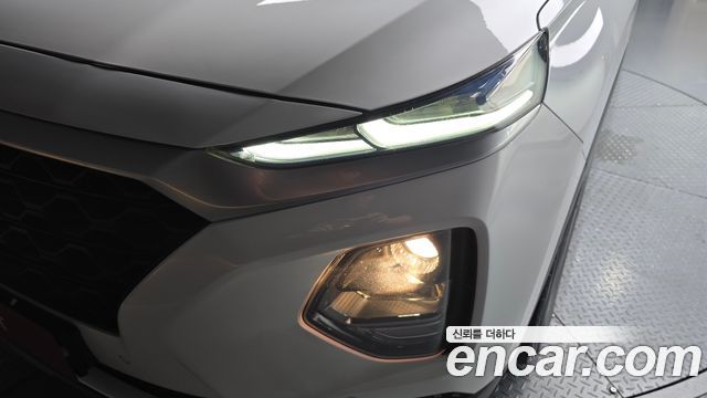Hyundai Santafe 2019 — photo 8