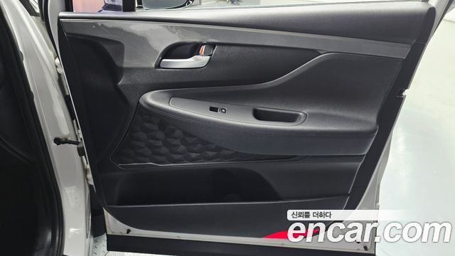 Hyundai Santafe 2019 — photo 15