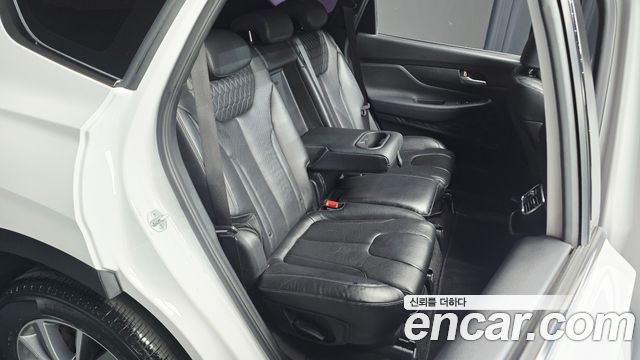 Hyundai Santafe 2019 — photo 16