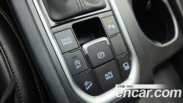Hyundai Santafe 2019 — photo 27