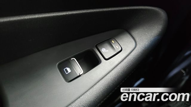 Hyundai Santafe 2019 — photo 28