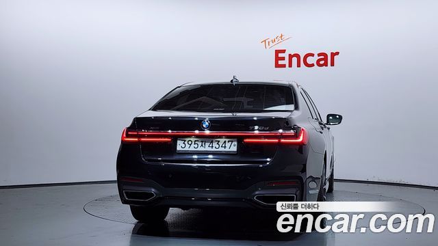 BMW 7-Series 2020 — photo 4