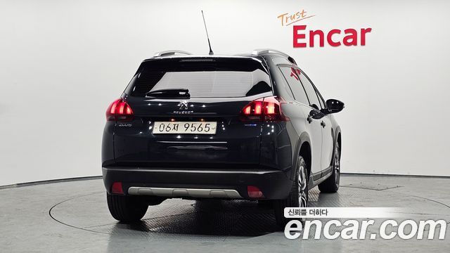 Peugeot 2008 2017 — photo 4