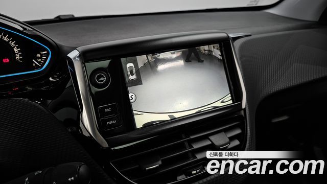 Peugeot 2008 2017 — photo 17