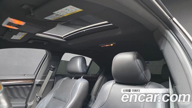 Ford Taurus 2016 — photo 17
