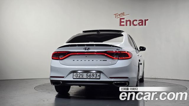 Hyundai Grandeur 2017 — photo 4