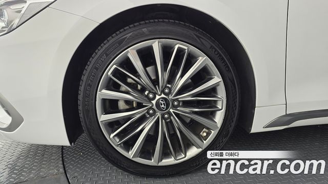 Hyundai Grandeur 2017 — photo 5