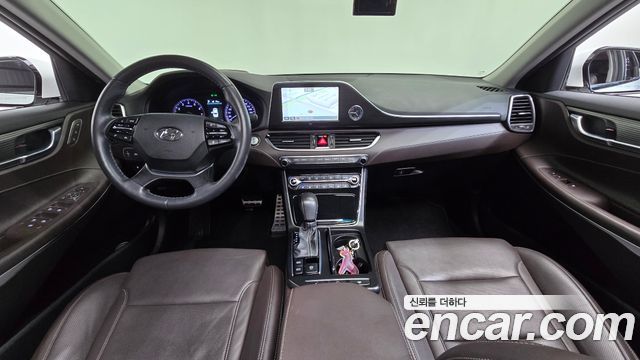 Hyundai Grandeur 2017 — photo 10
