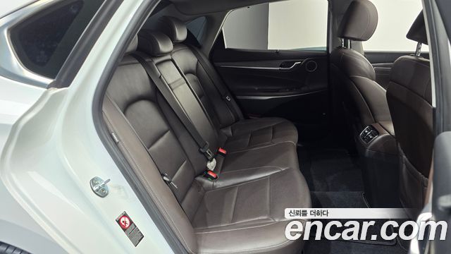 Hyundai Grandeur 2017 — photo 17