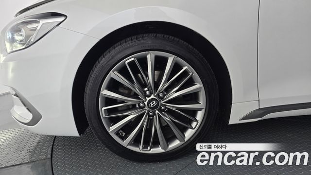Hyundai Grandeur 2018 — photo 5