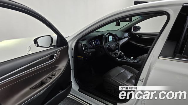 Hyundai Grandeur 2018 — photo 13