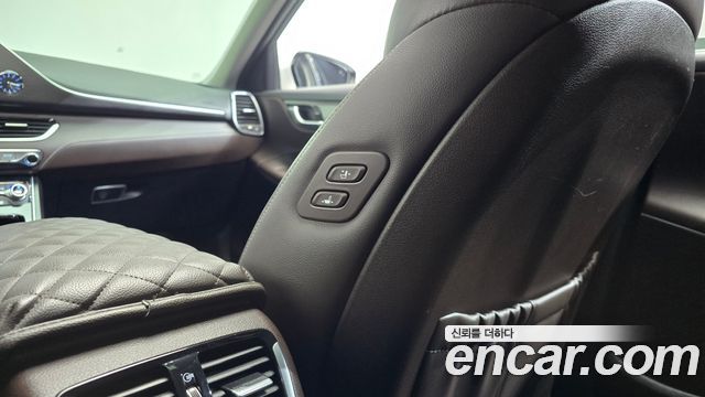 Hyundai Grandeur 2018 — photo 27