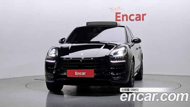 Porsche Macan 2018 — photo 3