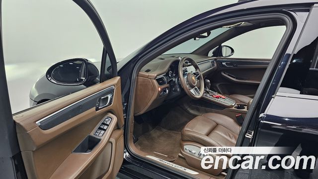 Porsche Macan 2018 — photo 10