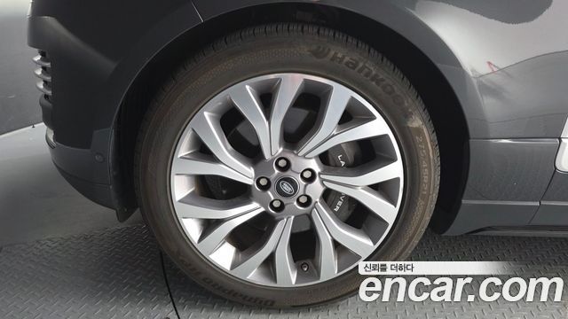 Land Rover Range Rover 2019 — photo 5