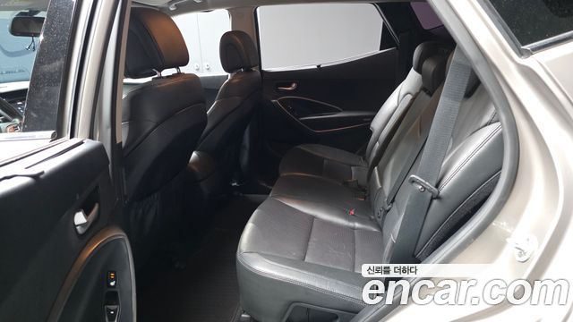 Hyundai Santafe 2016 — photo 17