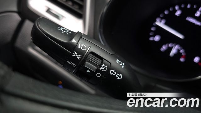 Hyundai Santafe 2016 — photo 23