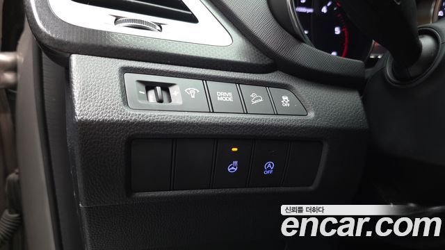 Hyundai Santafe 2016 — photo 24