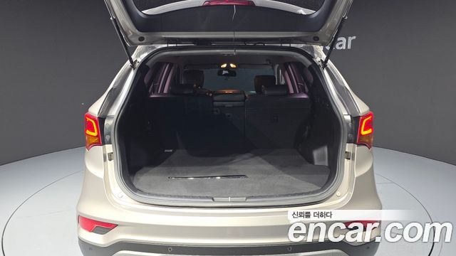 Hyundai Santafe 2016 — photo 26