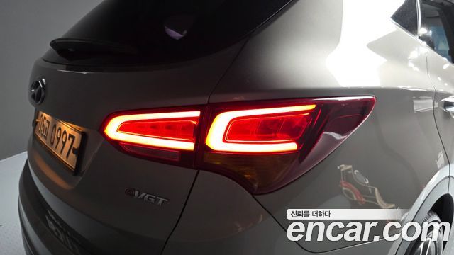 Hyundai Santafe 2016 — photo 9