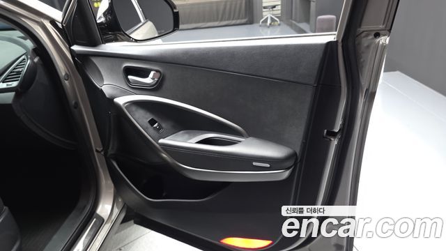 Hyundai Santafe 2016 — photo 14