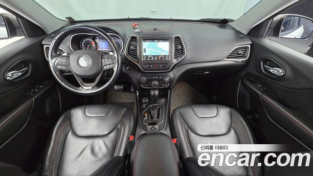 Jeep Cherokee 2020 — photo 10