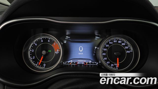 Jeep Cherokee 2020 — photo 11