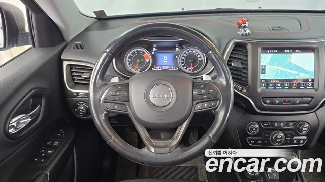 Jeep Cherokee 2020 — photo 19