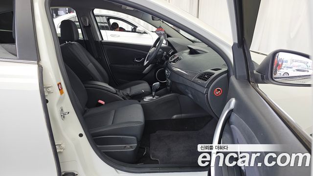 Renault Korea SM3 2011 — photo 11