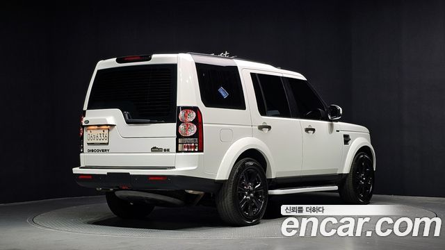 Land Rover Discovery 2016 — photo 2