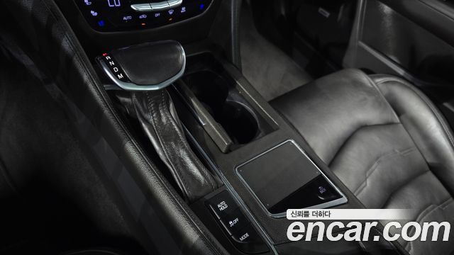 Cadillac CT6 2018 — photo 9