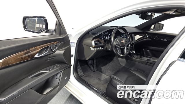 Cadillac CT6 2018 — photo 10