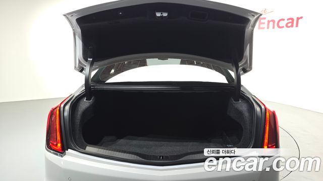 Cadillac CT6 2018 — photo 19