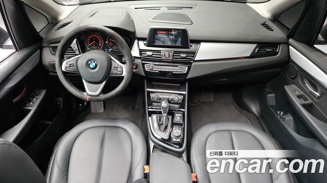 BMW 2-Series 2018 — photo 10