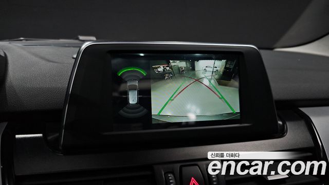 BMW 2-Series 2018 — photo 20