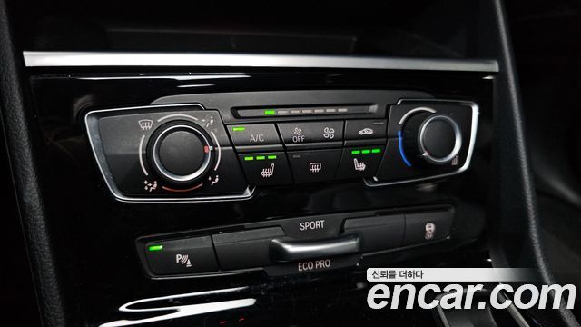 BMW 2-Series 2018 — photo 23