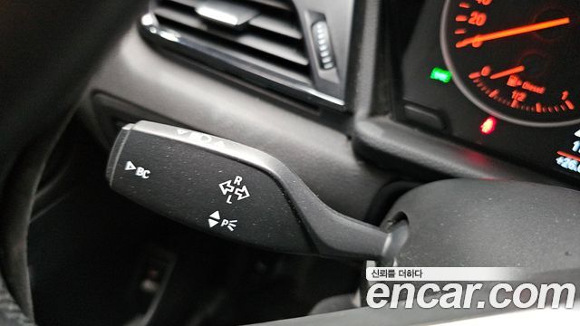 BMW 2-Series 2018 — photo 31