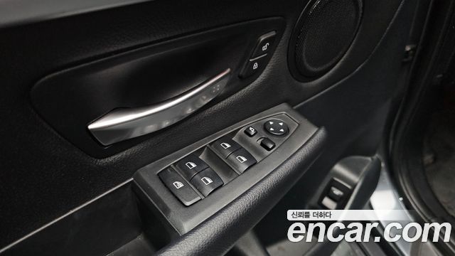 BMW 2-Series 2018 — photo 33