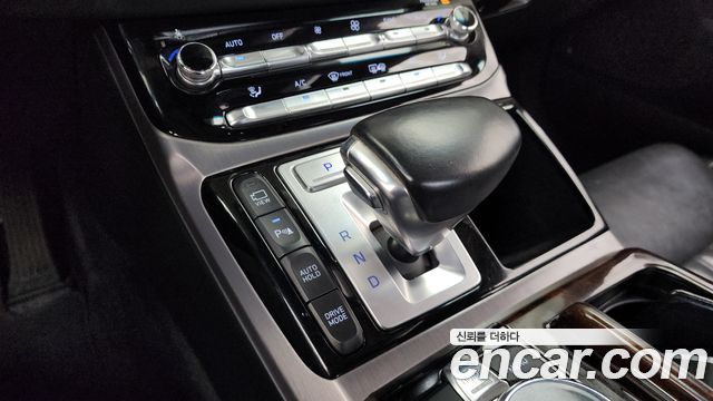 Genesis EQ900 2016 — photo 9