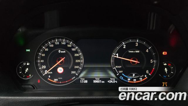 BMW Gran Turismo 2020 — photo 11