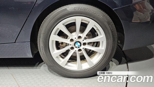 BMW Gran Turismo 2020 — photo 7