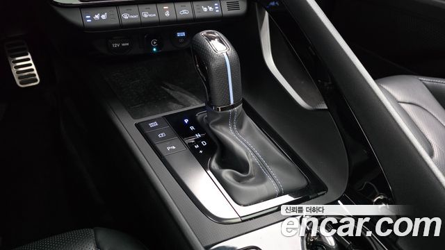 Hyundai AVANTE 2022 — photo 9