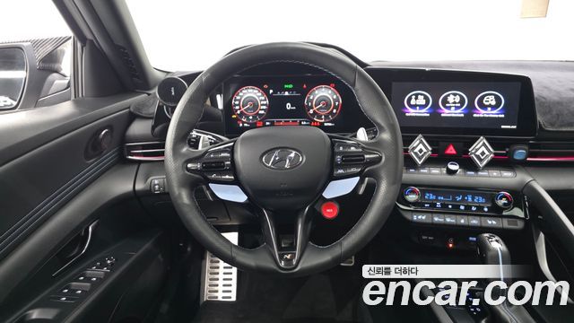 Hyundai AVANTE 2022 — photo 12