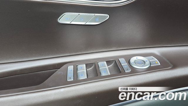 Genesis GV80 2022 — photo 33